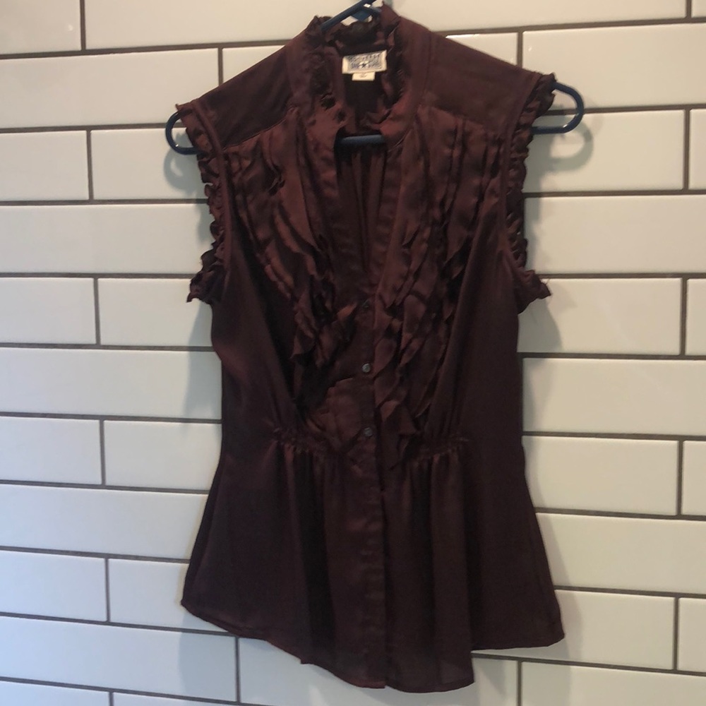 Converse One Star maroon ruffled top size M EUC